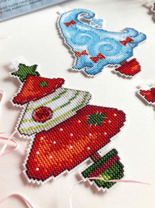 Christmas Trees 141CS Counted Cross-Stitch Kit