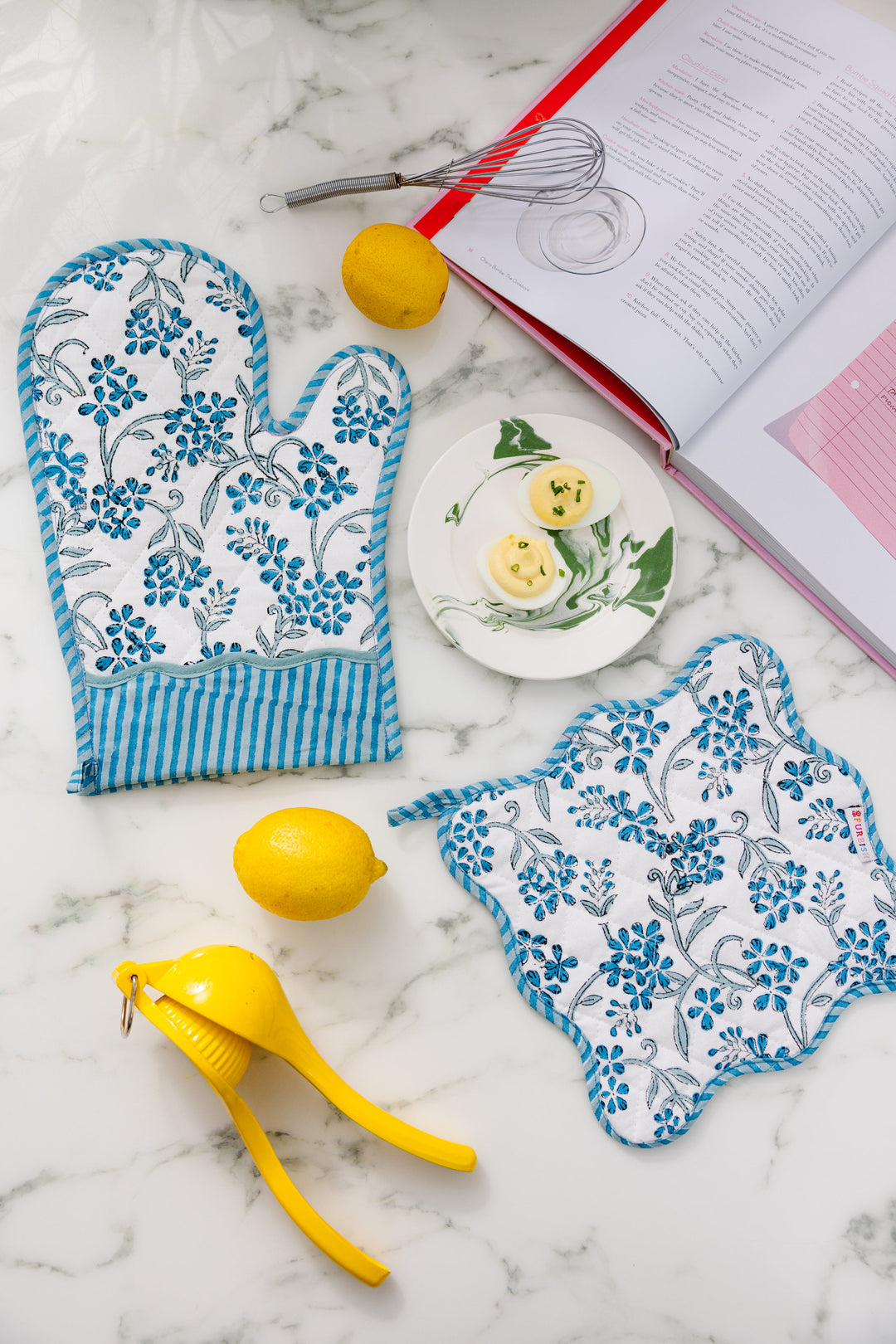 Sanibel Oven Mitt