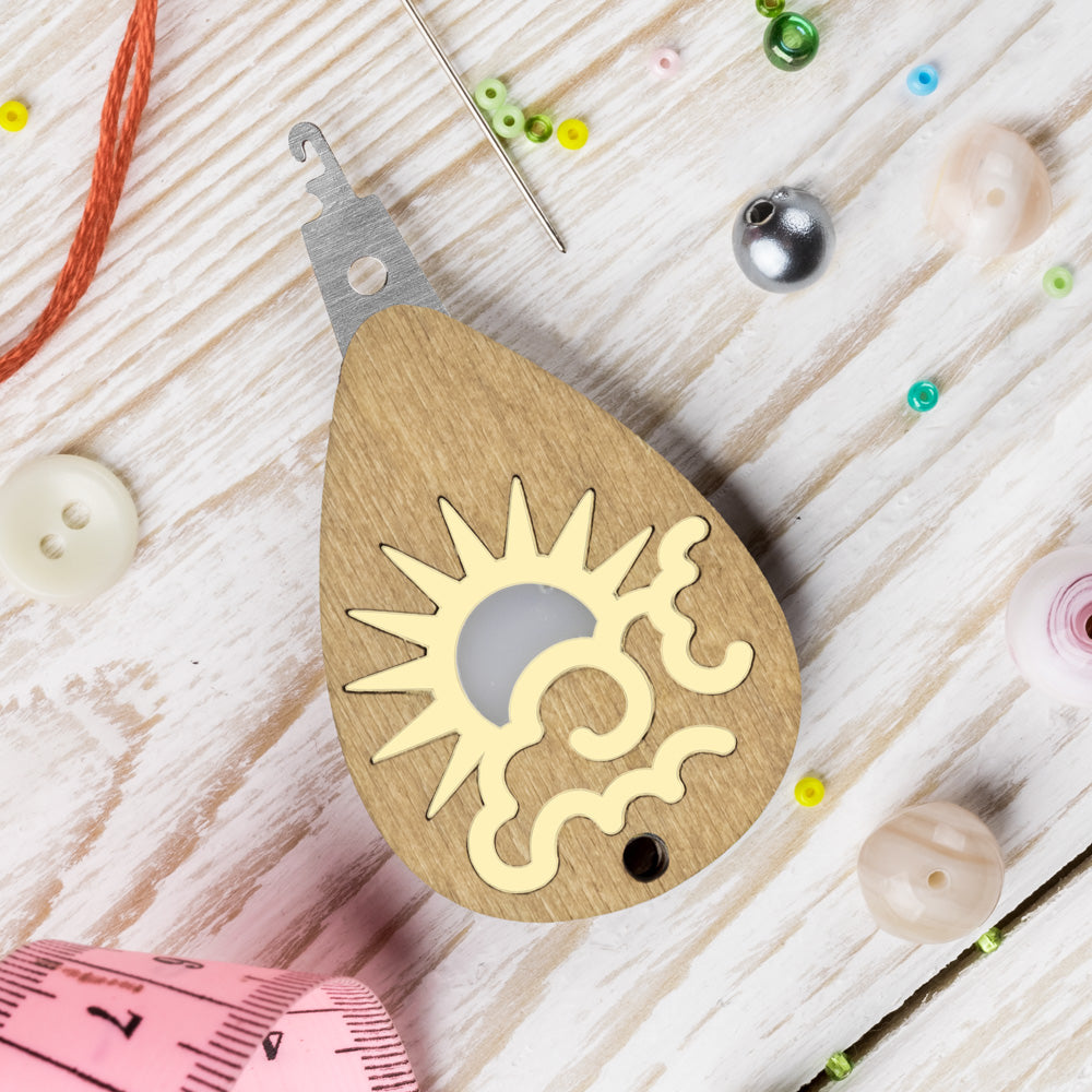 Needle Threader “Sun Above the Clouds” FLNT-038