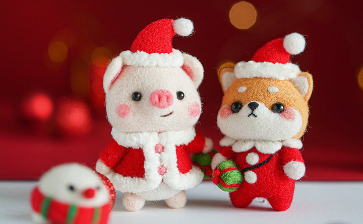 Puppy in Christmas Costume Needle Felting Kit. Wizardi DIY Wool Craft Kit F07N8-W151