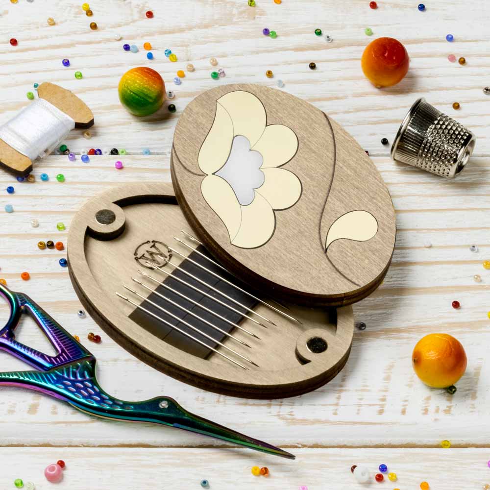 Magnetic Needle Case Oval – “Golden Flower” FLZB(N)-187