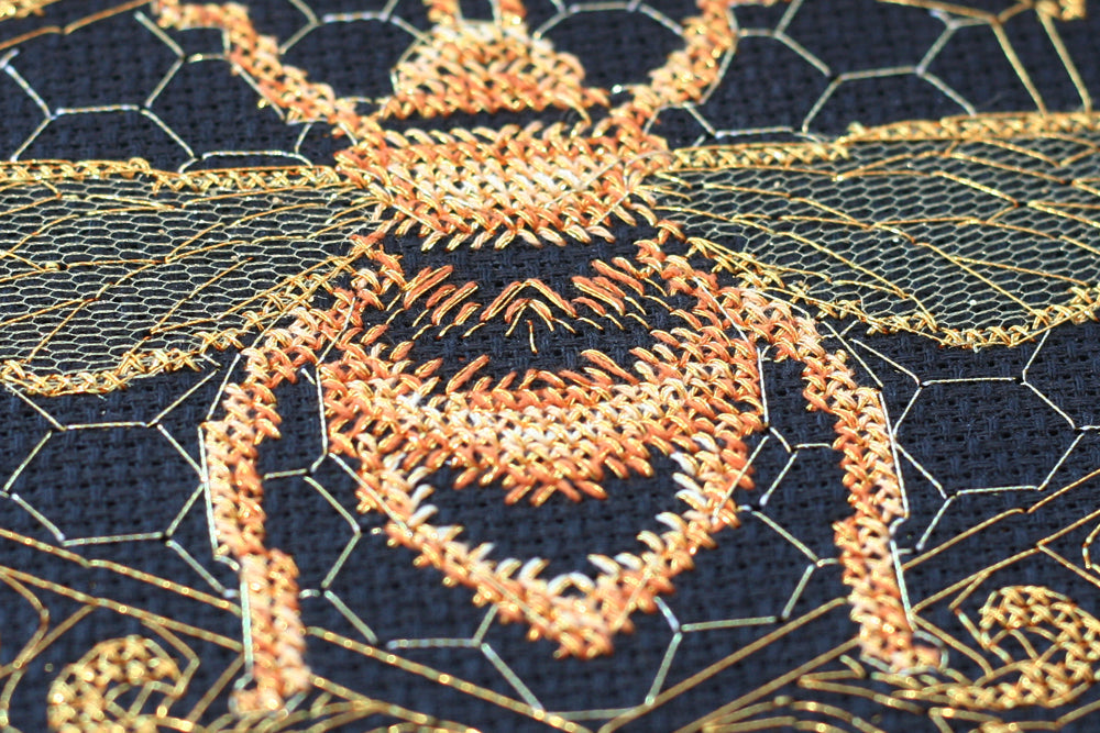Counted Cross stitch kit - Golden bee