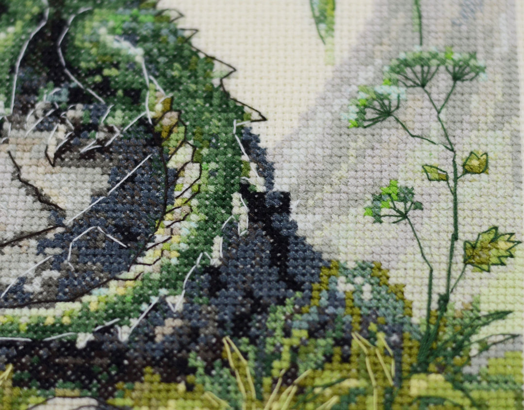 Cross-stitch kit - Lord of the mountain AH-279
