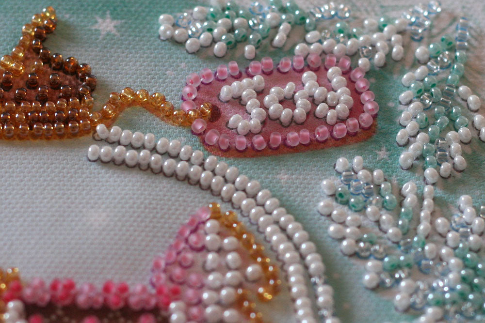 Mini Bead embroidery kit - Cheerful house