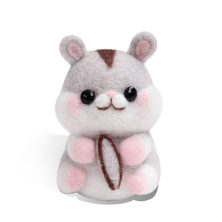 Hamster Needle Felting Kit. Wizardi DIY Wool Craft Kit F07N8-W1