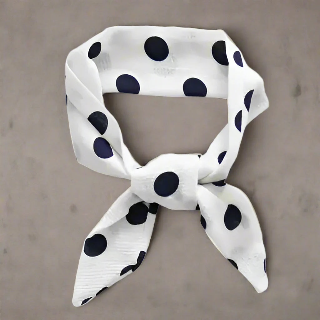 Retro Skinny Neck Scarf in Three Colors