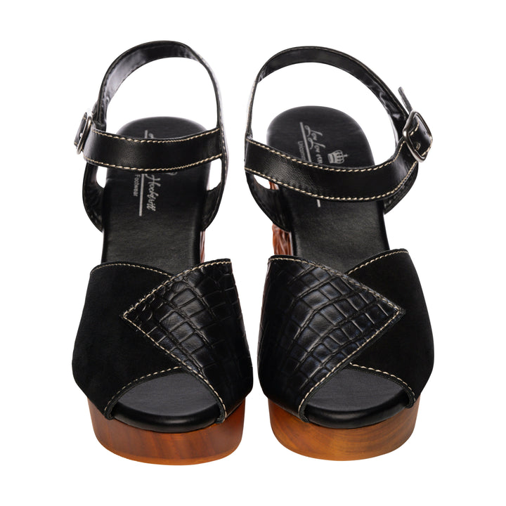 the Momento Mori - in Black Snake on Natural