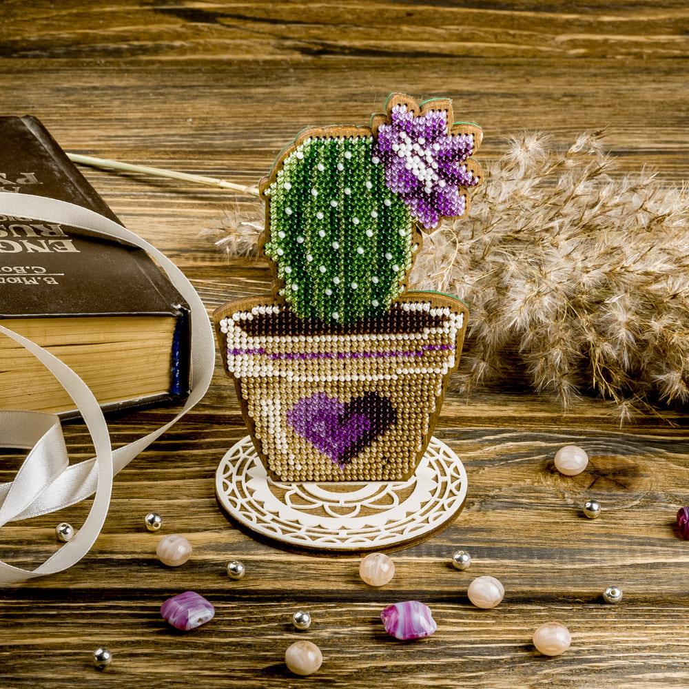 Bead embroidery kit on wood FLK-190