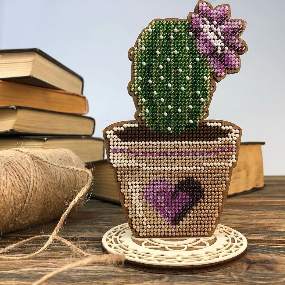 Bead embroidery kit on wood FLK-190