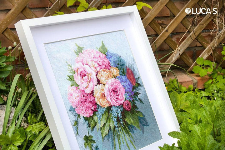 Bouquet B2371L Counted Cross-Stitch Kit