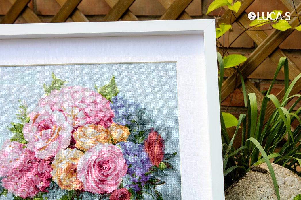 Bouquet B2371L Counted Cross-Stitch Kit