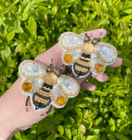 BP-221 Beadwork kit for creating brooch Crystal Art "Bee"