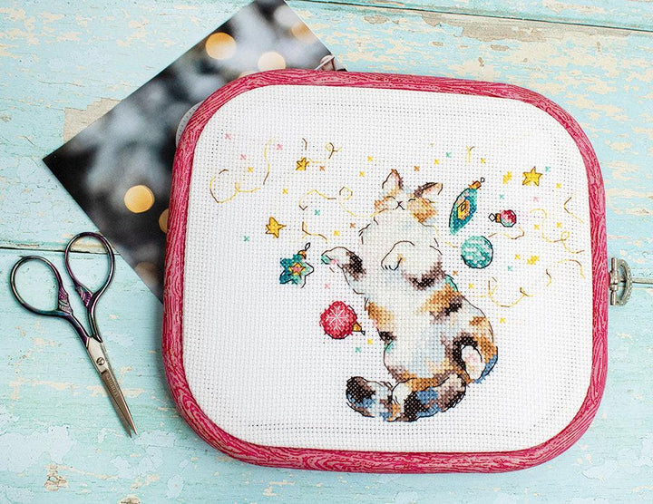 Cat's Happiness L8812 Counted Cross Stitch Kit