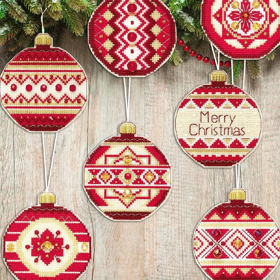 Christmas tree toy. Plastic Canvas Cross-stitch kit T-09C