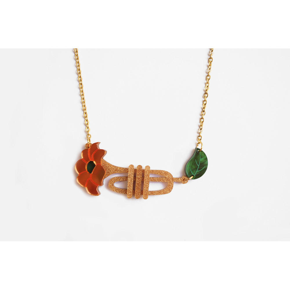 Trumpet with flower earrings by Laliblue 2
