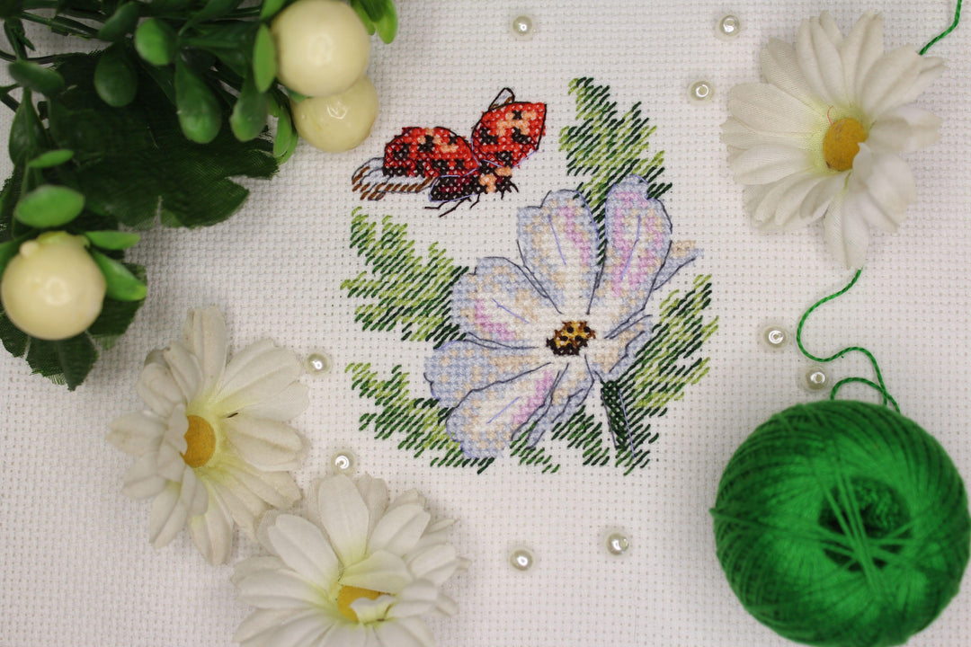 Cosmos SM-617 Counted Cross Stitch Kit