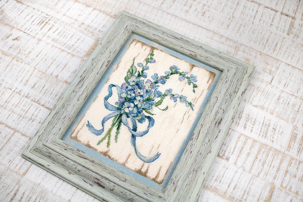 Counted Cross Stitch Kit BLUE I Leti974