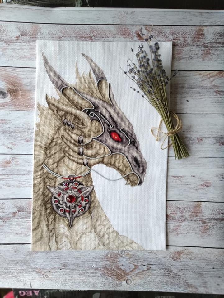 Cross-stitch kit M-319C "Guardian of treasure"