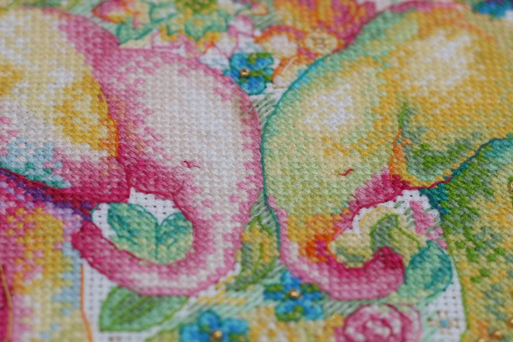 Cross-stitch kit Tender feelings AH-102