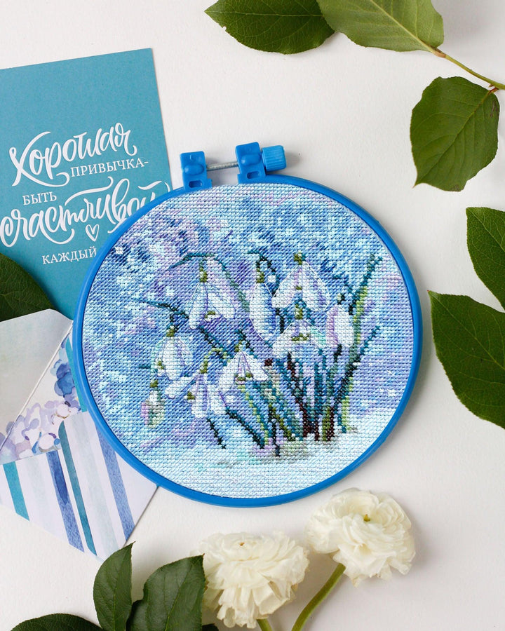 Cross-stitch kit Under the snow AHM-039