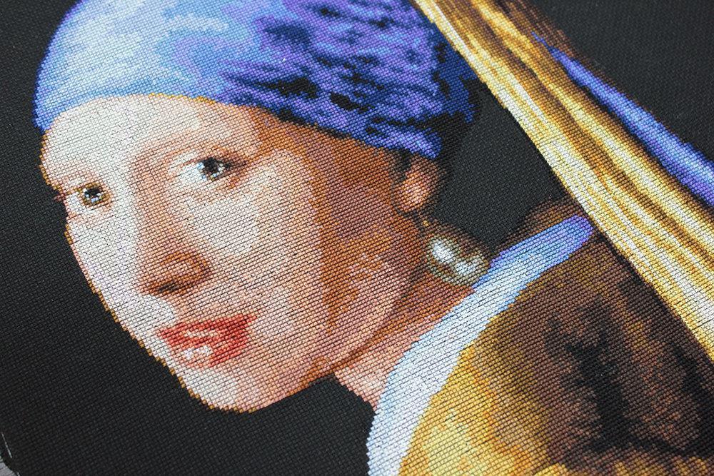 Girl with a Pearl B467L Counted Cross-Stitch Kit
