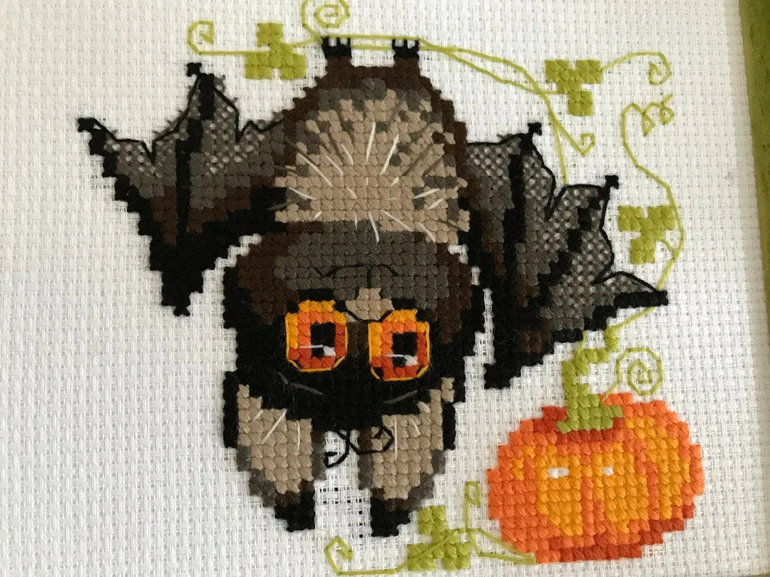 Upside Down R1918 Counted Cross Stitch Kit