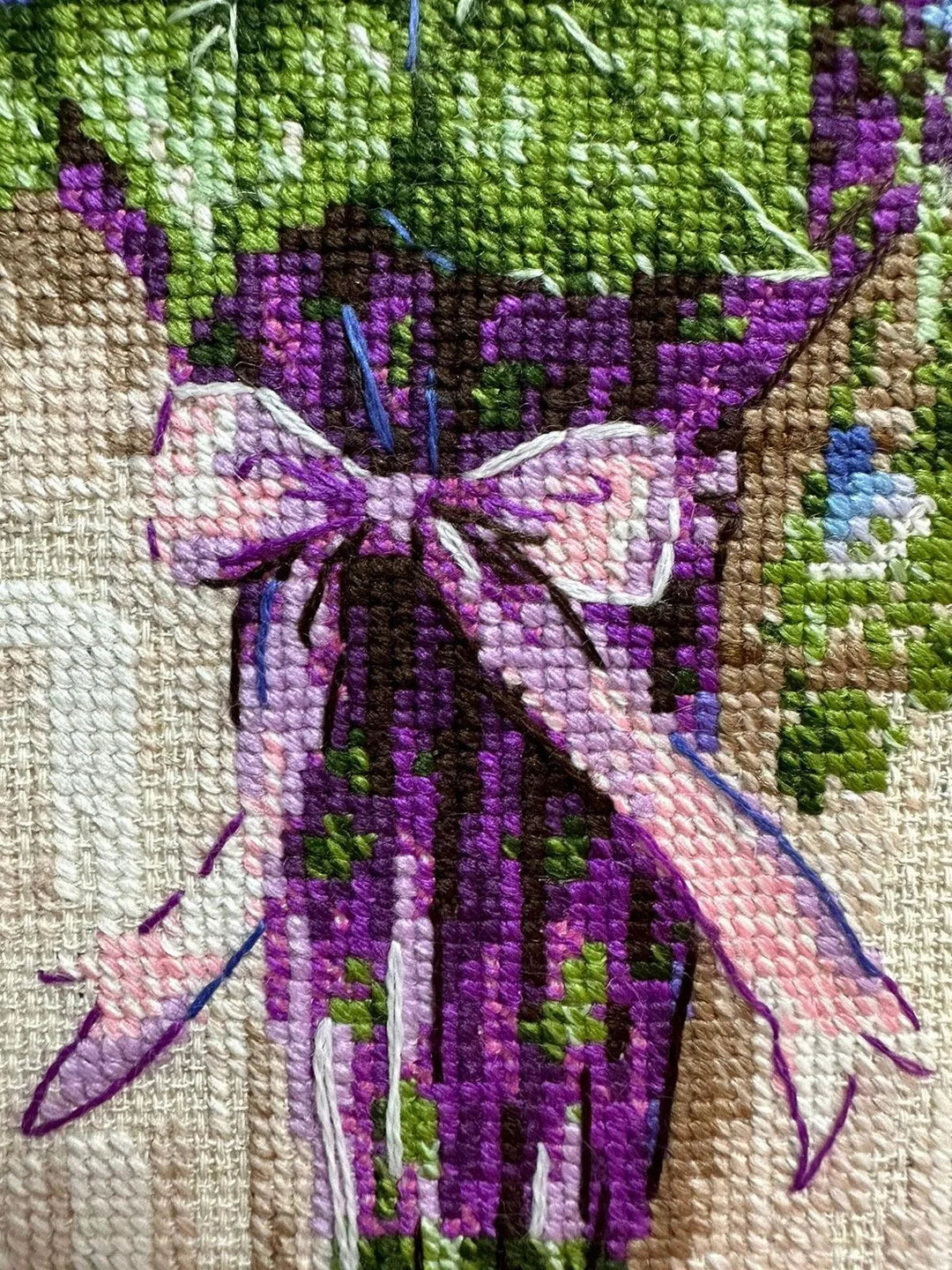 Umbrella Wreath R2087 Counted Cross Stitch Kit