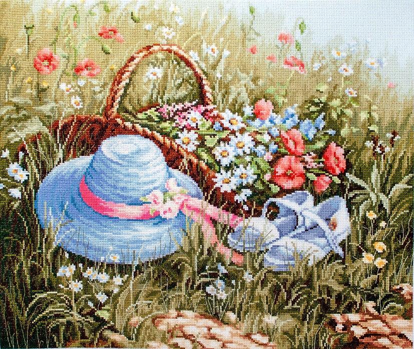 Meadow with poppies BU4020L Counted Cross-Stitch Kit