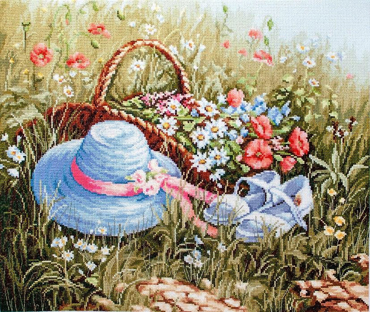 Meadow with poppies BU4020L Counted Cross-Stitch Kit