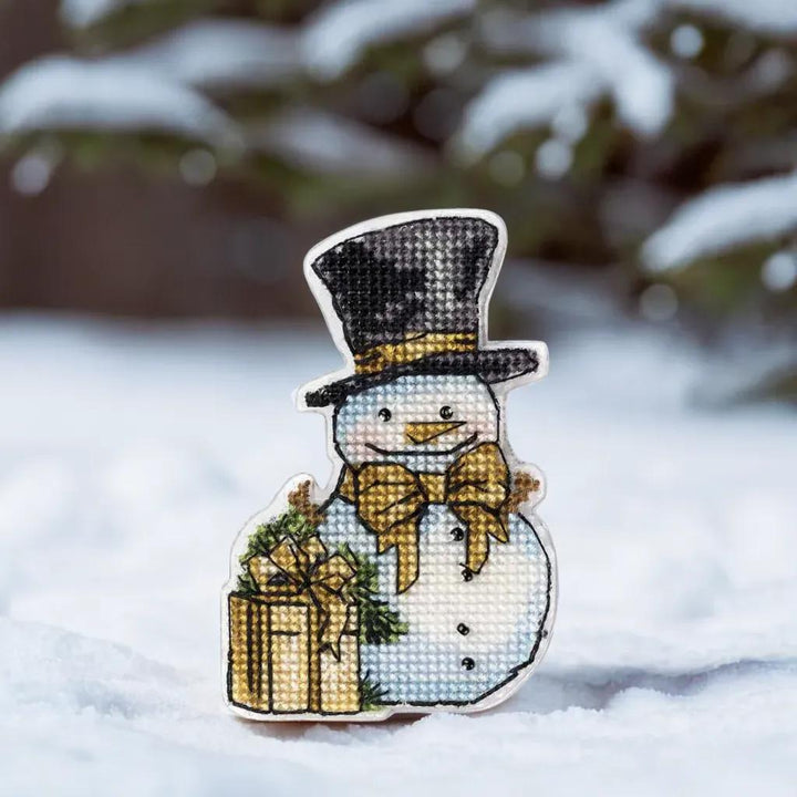 Cross-stitch kit on a plastic base FLX-019