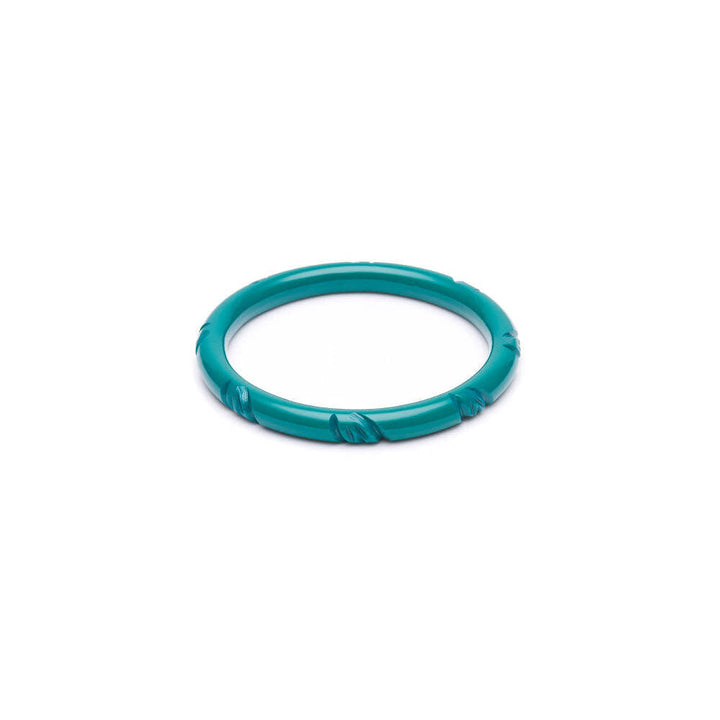 Narrow Jade Green Heavy Carve Fakelite Medium Bangle by Splendette