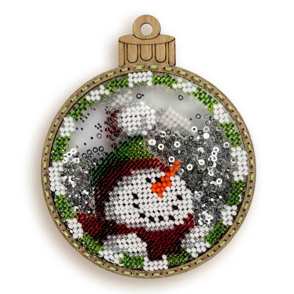 Set for embroidery with beads on a plastic base FLPL-064