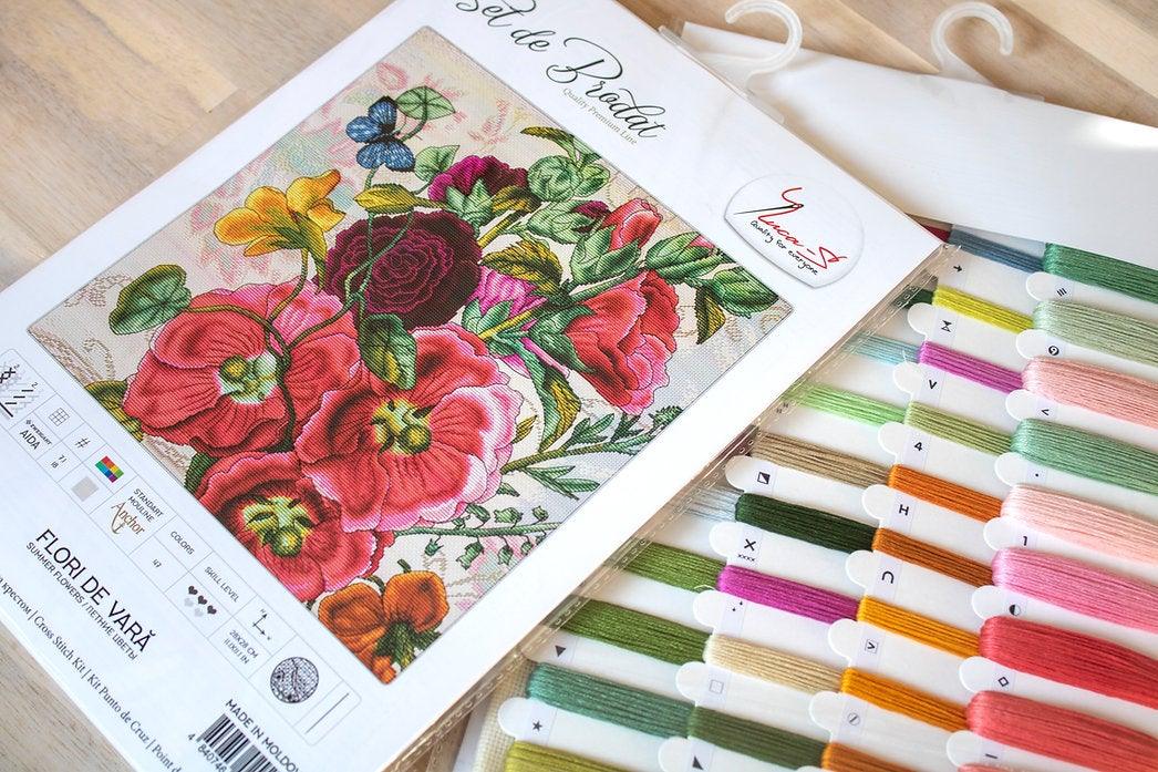 Summer flowers B2366L Counted Cross-Stitch Kit