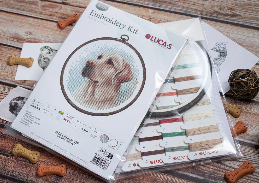 The Labrador BC211l Counted Cross-Stitch Kit