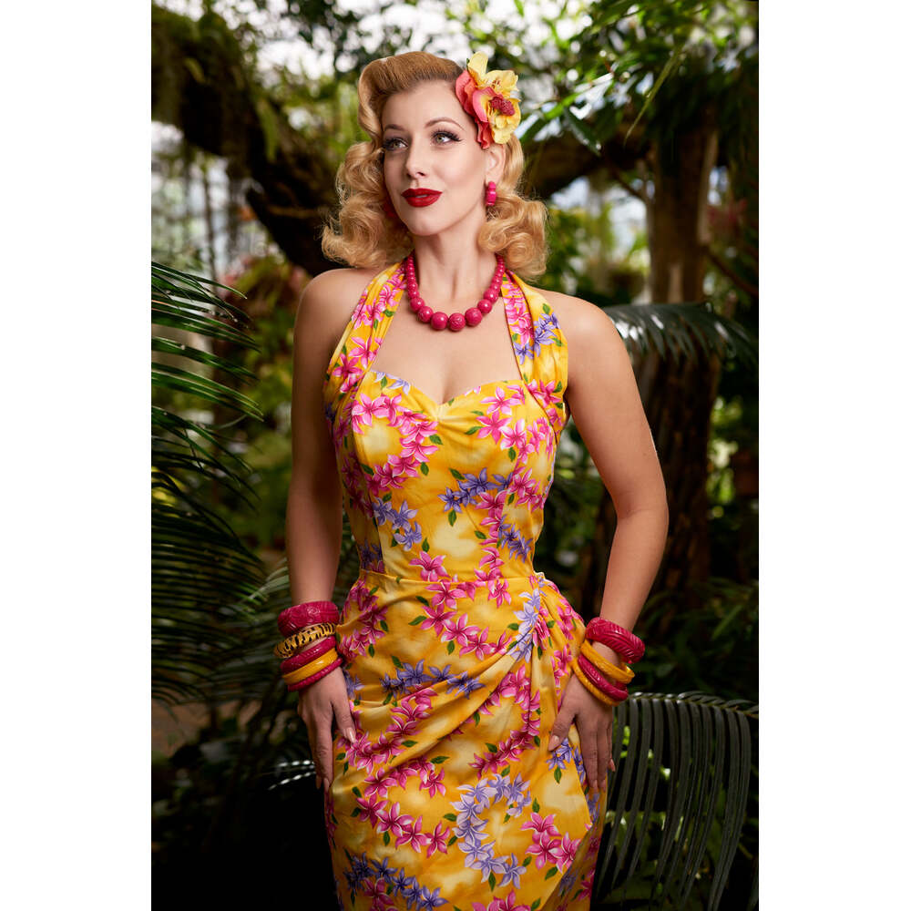 Wide Iris Pink Heavy Carve Fakelite Medium Bangle by Splendette 1