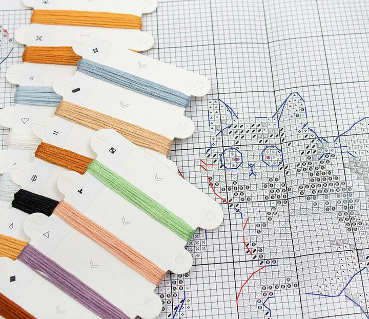 Winter Kitties L8813 Counted Cross Stitch Kit