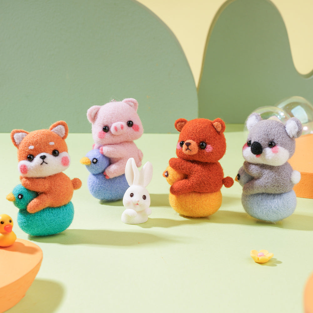 Bear Needle Felting Kit. Wizardi DIY Wool Craft Kit F07N8-W281