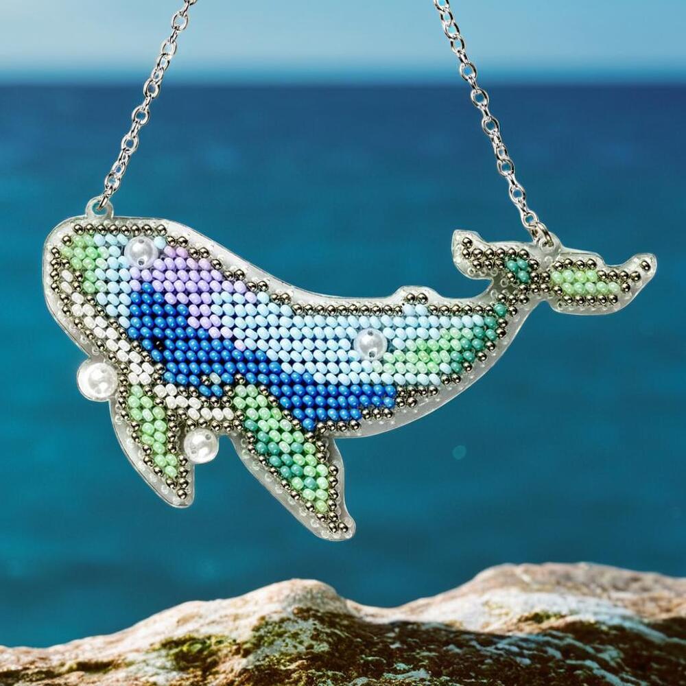 Set for embroidery with beads on a plastic base FLPL-097