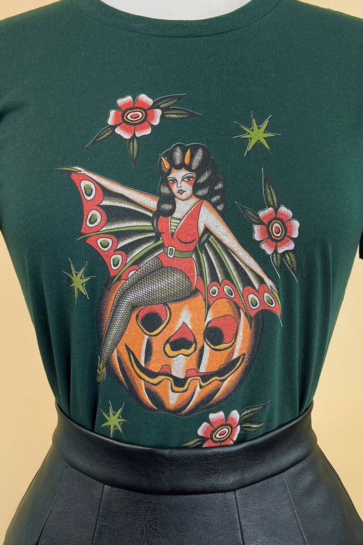 October Child Fitted Tee in Forest Green