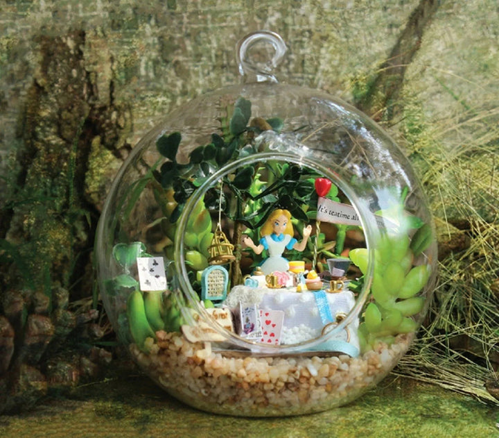 Miniature Wizardi Roombox Kit -  Alice forest afternoon tea Dollhouse Kit