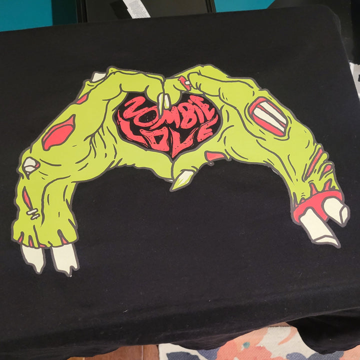 Zombie Love Top - Unisex Shirt