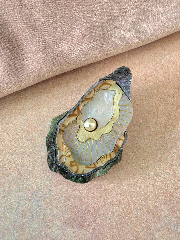Oyster Shell Pearl Ocean Statement Brooch or Pendant