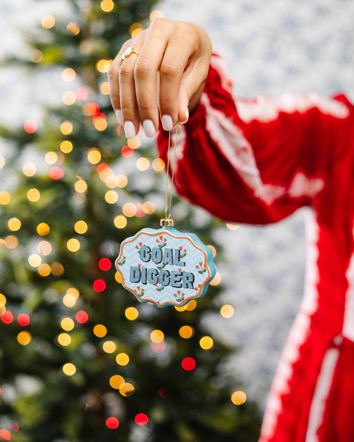 Scallop Ornament - Goal Digger