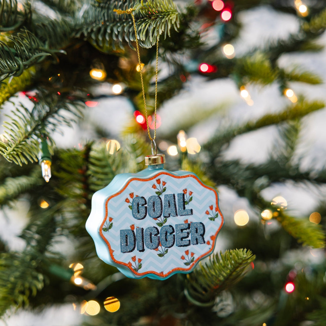 Scallop Ornament - Goal Digger