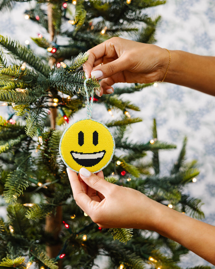 Needlepoint Icon Ornament - Smiley Face Emoji
