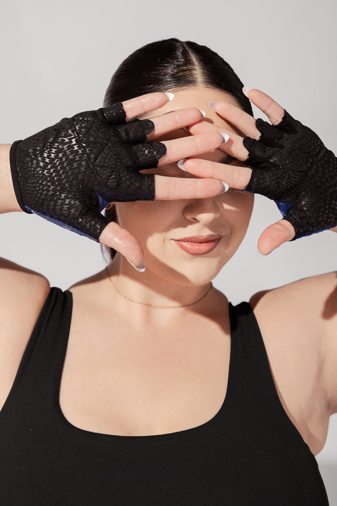 Luxe Mesh Training Gloves - Navy Stars