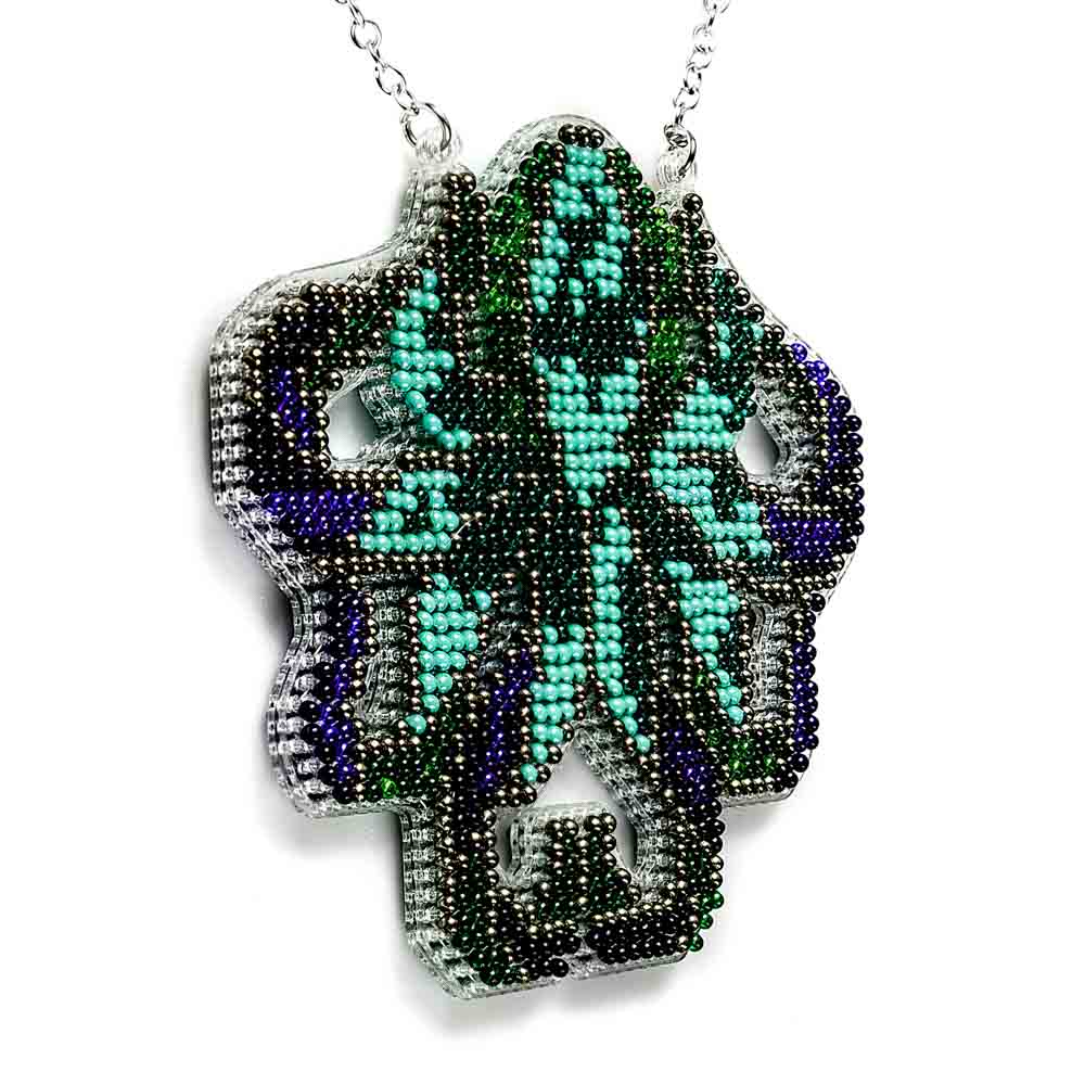 Set for embroidery with beads on a plastic base FLPL-098