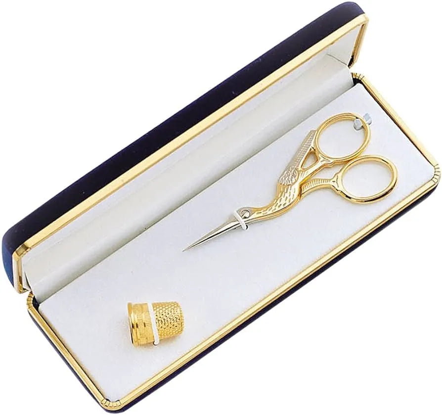 Velvet box with stork scissors and thimble X11252412D  40803