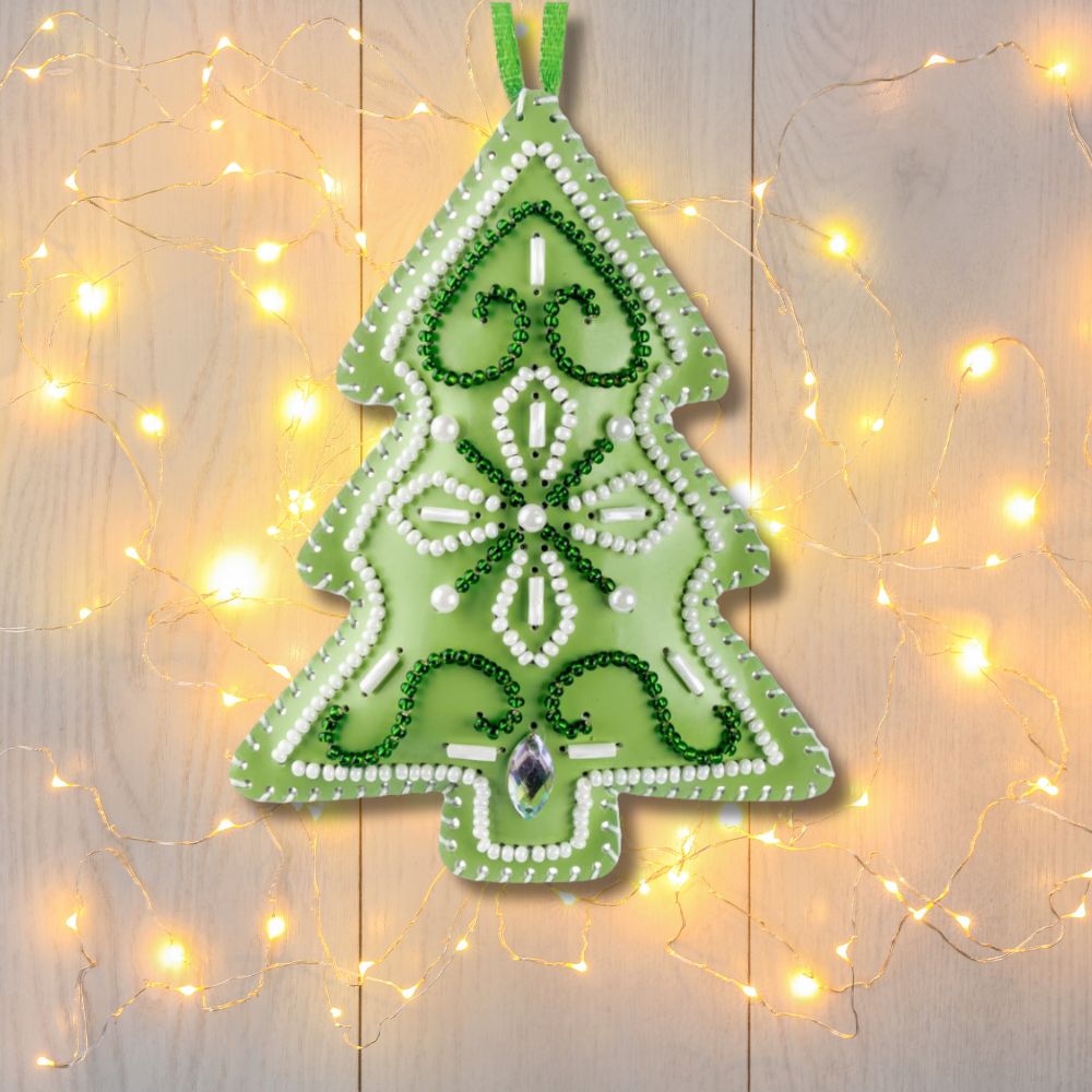 Christmas Tree Ornament Artificial Leather Bead Embroidery Kit by Wonderland Crafts FLBB-130