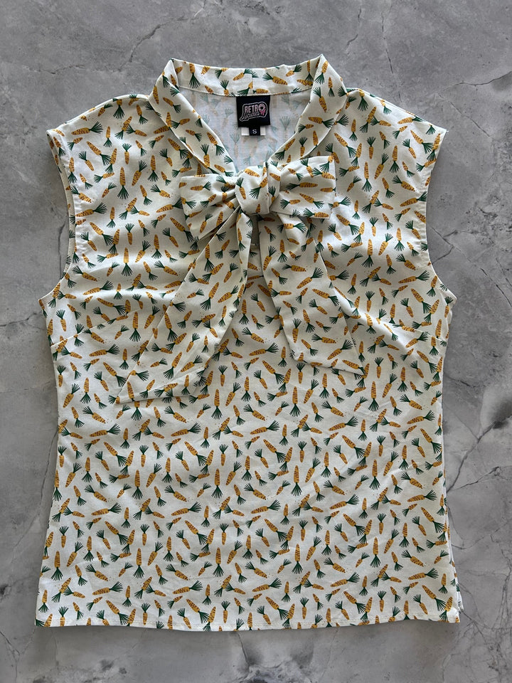 Carrots Bow Top